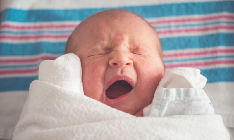 Eelmisel aastal sündis Eestis 14 270 beebit, popimad nimed olid Robin ja Sofia