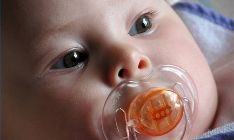 Mida teha, kui beebi köhib? Pulmonoloog analüüsis emade nõuandeid. 
