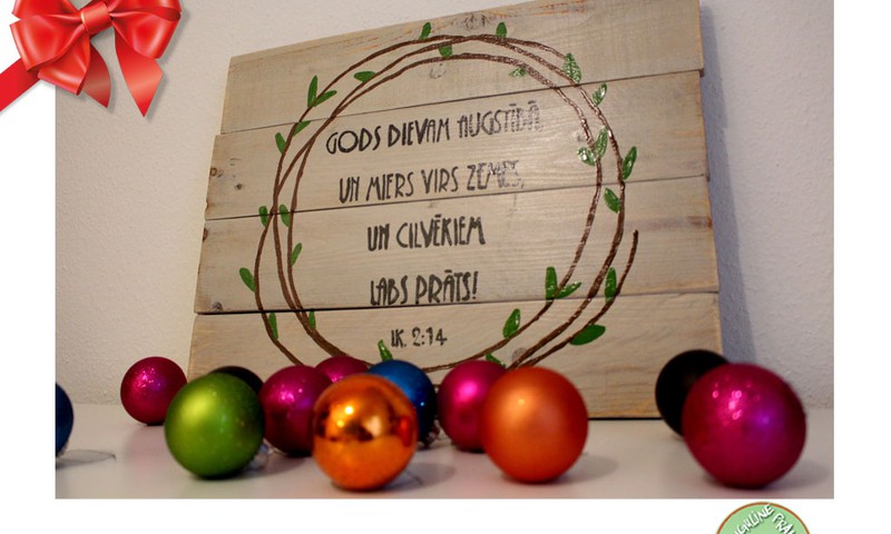 Huggies® pühadekingituste kataloog: Ebatavaline jõulukingitus - vana plank sisustuselemendina