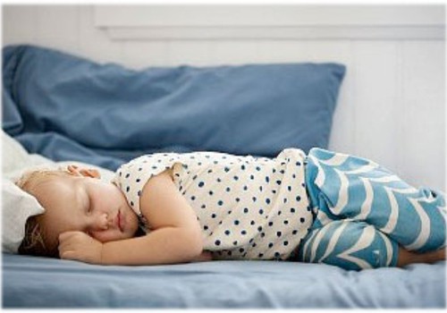 Väikelapse üleminek „suure lapse voodisse“ – millal on õige aeg ja kuidas seda teha? 