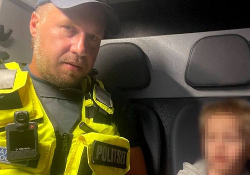 Tartus südaööl koduaiast kadunud väikelaps ootas oma vanemaid politseiautos multikaid vaadates