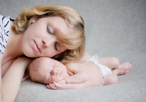 VIDEO: Uued Huggies® Newborn mähkmed on loodud, et olla sulle ja su beebile kindlaks toeks.