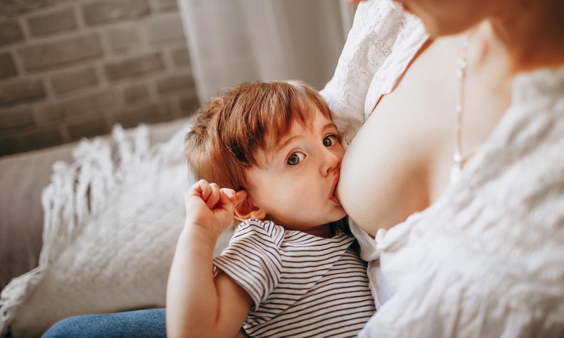 Kui paljud Eesti beebid saavad rinnapiima?