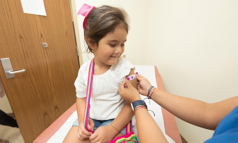Eestis algab peatselt 5-11aastaste laste vaktsineerimine
