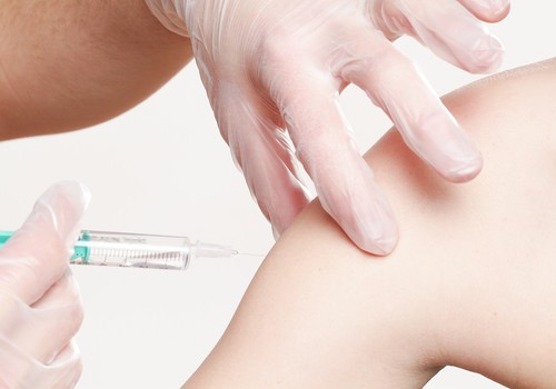 Arstidel on harjumus lapsevanemaid vaktsineerima hirmutada, mitte harida
